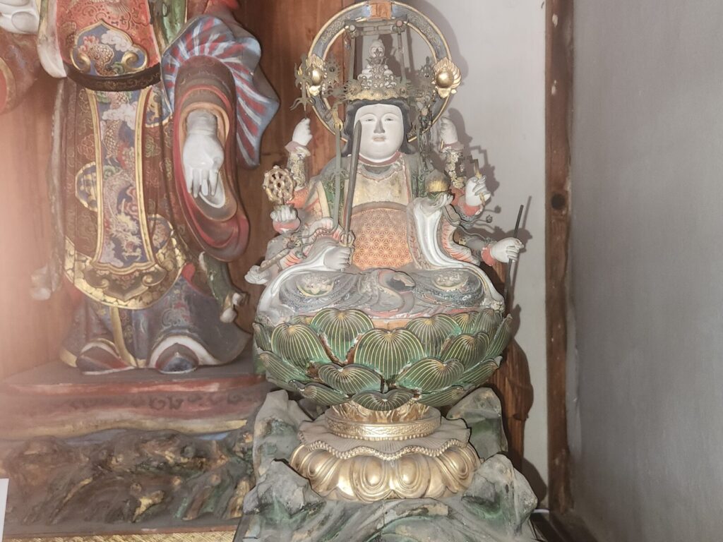 弁財天像